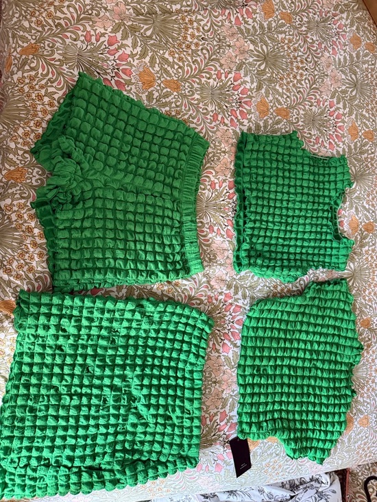 SHEIN Other - SHEIN Green Textured 4-Piece Knit Set - Crop Top, Shorts, Skirt, Vest